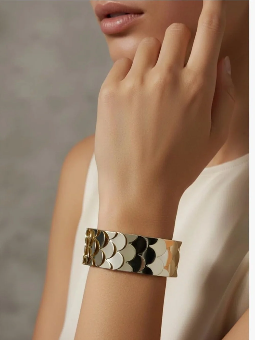 Mermaid Cuff Bracelet and Kendra Scott Dust Bag Combo